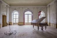 <p>A piano in Germany. (Photo: Romain Thiery/Caters News) </p>