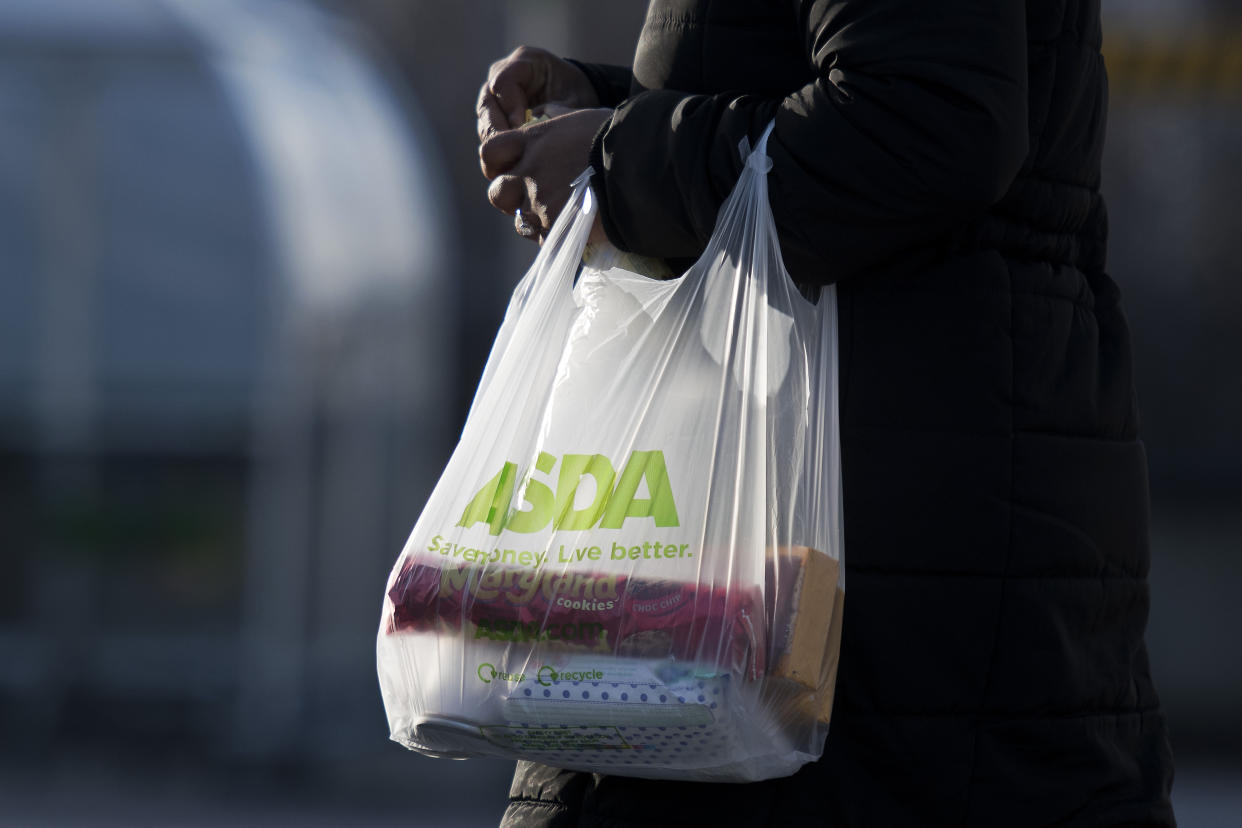 Asda has followed Tesco in ditching single-use plastic bags (JUSTIN TALLIS/AFP/Getty Images)