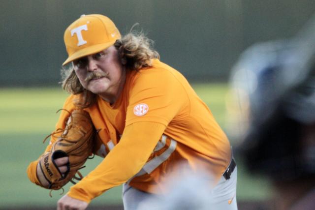 Kirby Connell: Tennessee baseball pitcher in photo