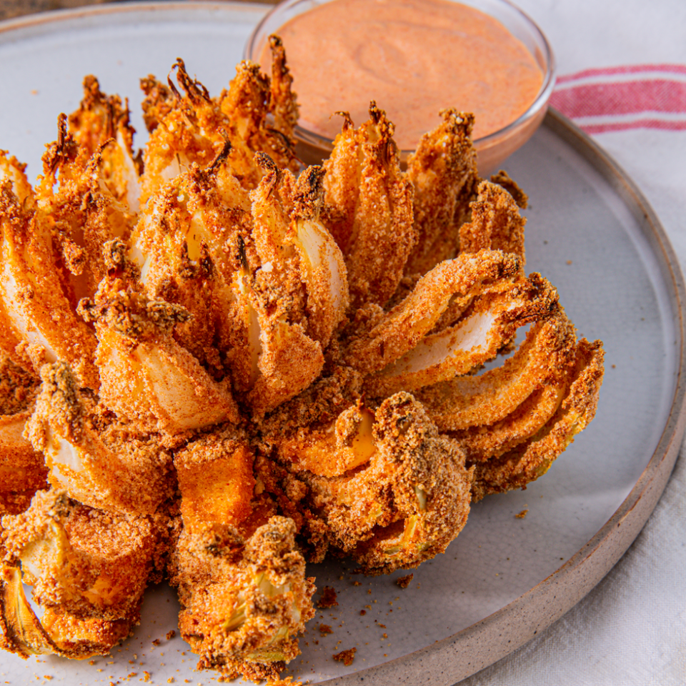 Air Fryer Blooming Onion