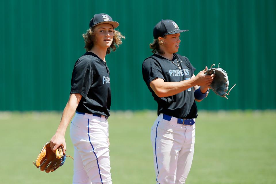 Stillwater's Ethan Holliday, left, is following in the footsteps of his older brother, Jackson, right, who was drafted with the No. 1 overall pick in last year's MLB Draft.