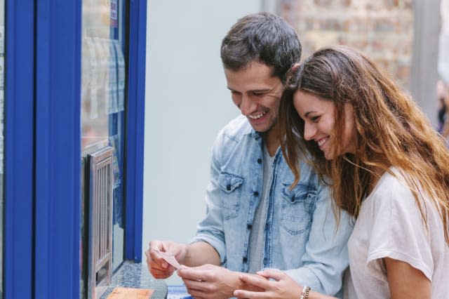 Buying a lottery ticket, Las Ramblas