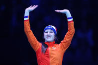 <p>Suzanne Schulting of Netherlands with the bronze medal celebrate after the Ladies 1000 meters finals race during day two of ISU World Short Track Championships at Rotterdam Ahoy Arena on March 12, 2017 in Rotterdam, Netherlands. (Photo by Oliver Hardt – ISU/ISU via Getty Images) </p>