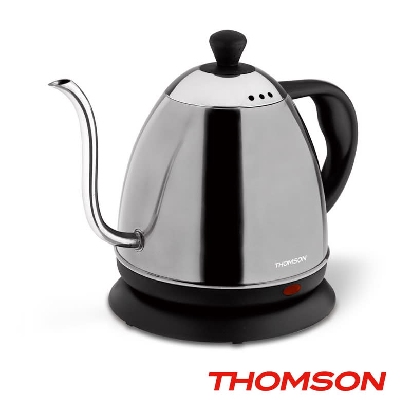 Thomsn SA-K02 掛耳式咖啡快煮壺，像是這種在底下有電熱與控溫裝置的電器，可千萬別再整支直接沖水或泡到水裡去啦！