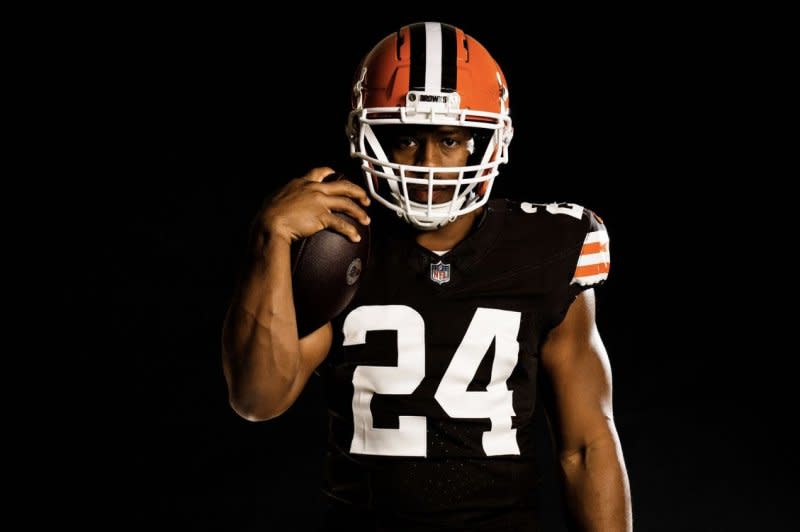 Running back Nick Chubb and the Cleveland Browns will wear white facemasks in 2024. Photo courtesy of the Cleveland Browns