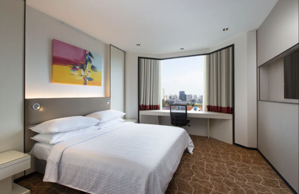 A hotel room at Four Points by Sheraton Singapore. (PHOTO: Marriott)