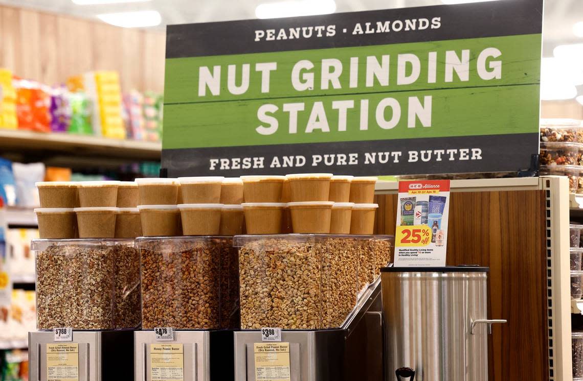 A station allows shoppers to grind their own nut butters at the Fort Worth Alliance H-E-B on Tuesday, April 9, 2024, in Fort Worth. Amanda McCoy/amccoy@star-telegram.com