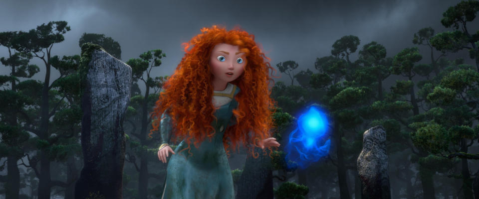 Merida ist eine Prinzessin, talentierte Bogenschützin und rebellisch. Das bringt ihr im Pixar-Film “Merida – Legende der Highlands” Ärger ein. Passend zum Wesen der wilden Königstochter wurde als deutsche Stimme … (Bild-Copyright: ddp Images/Walt Disney Studios)