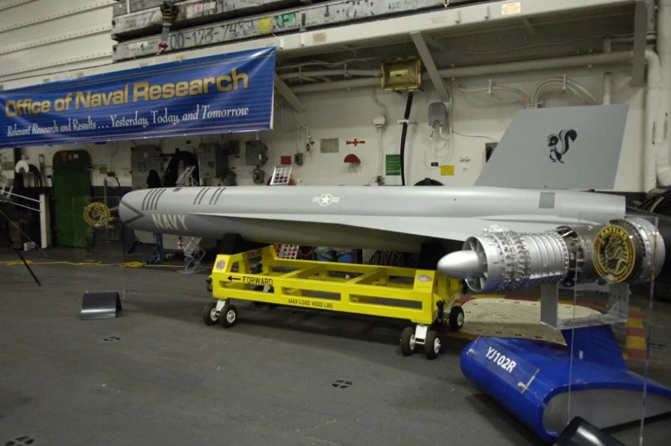 A RATTLRS mockup that was publicly shown in the 2000s. <em>Office of Naval Research</em>