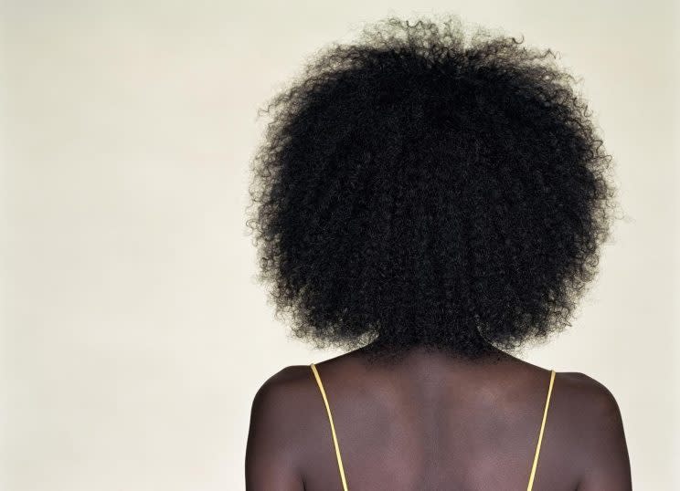 An African-American news anchor decided to stop straightening her hair and embrace her natural hair texture instead. (Photo: Getty Images)