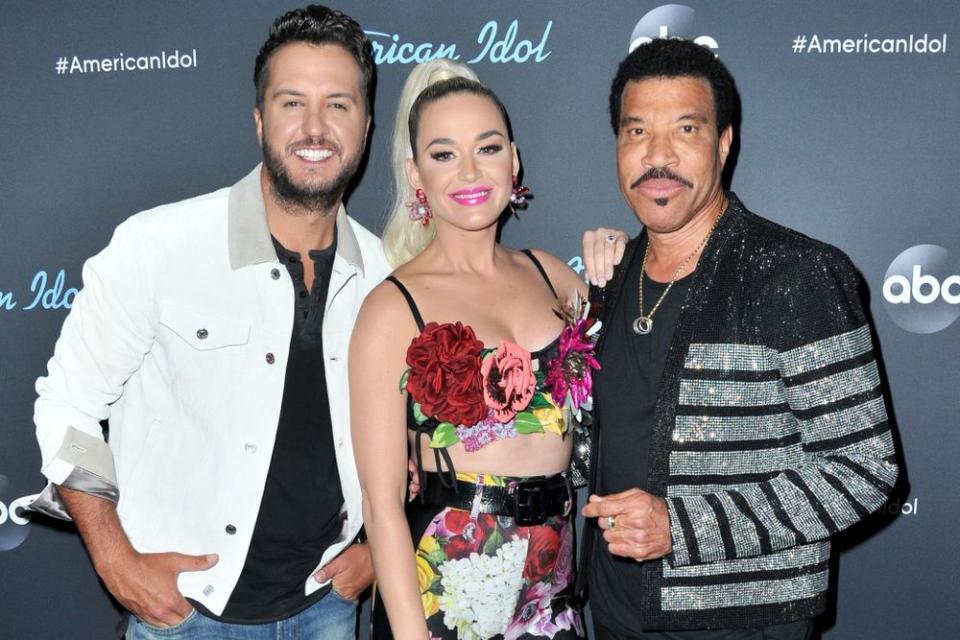 Luke Perry, Katy Perry, Lionel Richie | Allen Berezovsky/Getty