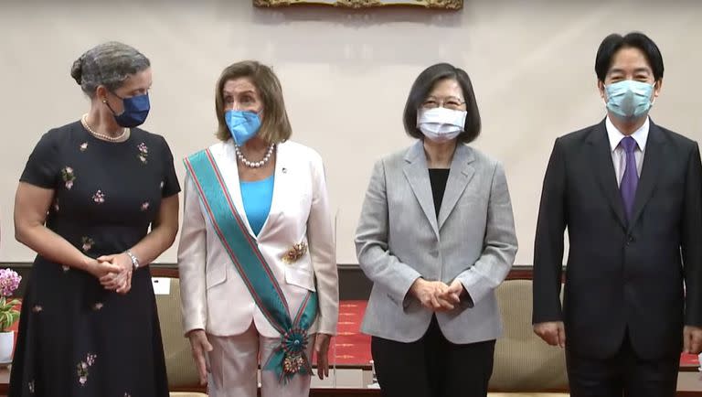 03/08/2022 La presidenta de la Cámara de Representantes de Estados Unidos, Nancy Pelosi (i), con la presidenta de Taiwán, Tsai Ing Wen (d) POLITICA ASIA TAIWÁN INTERNACIONAL PRESIDENCIA DE TAIWÁN