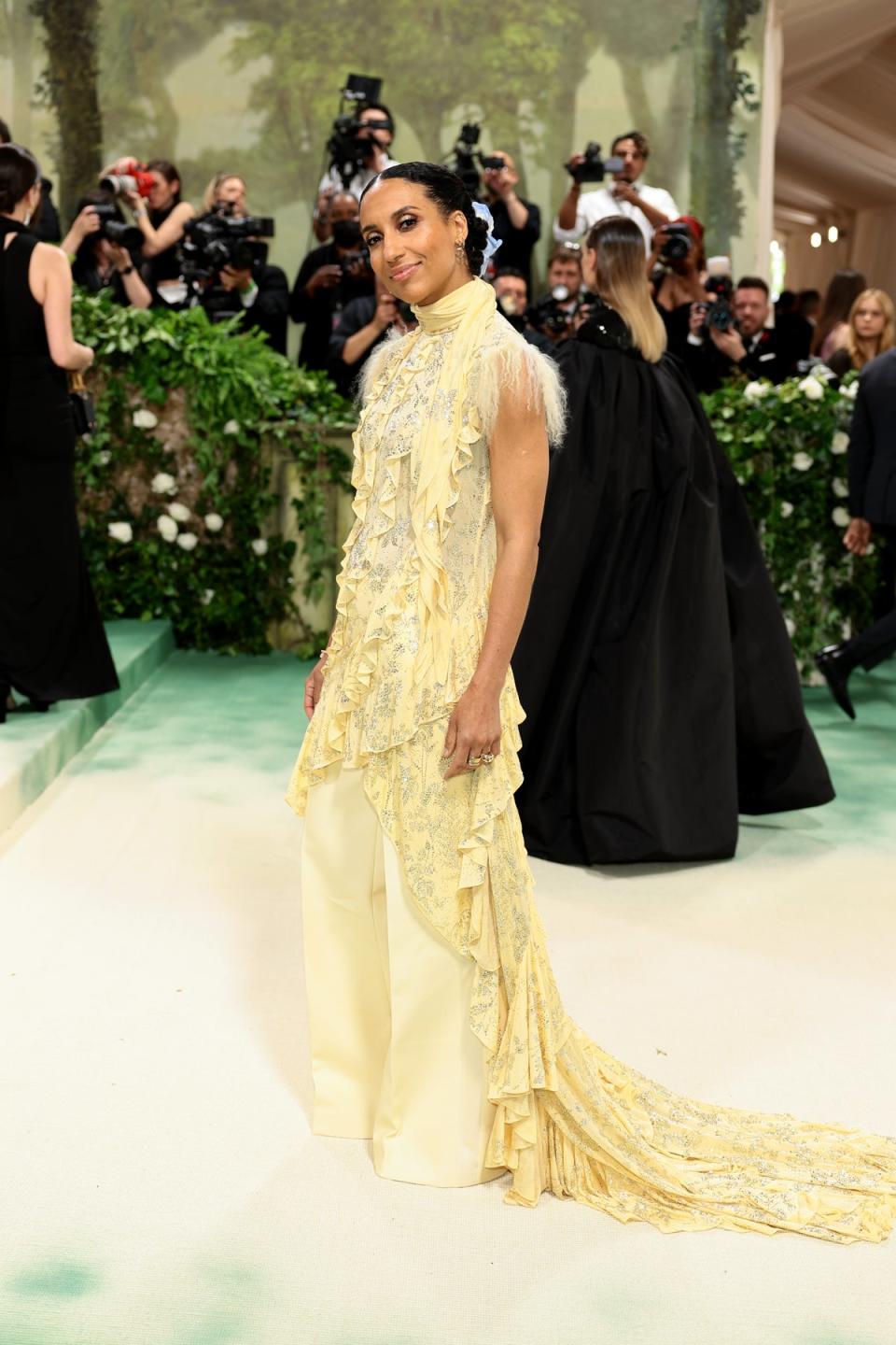 Chioma Nnadi in Burberry (Getty Images for The Met Museum/)