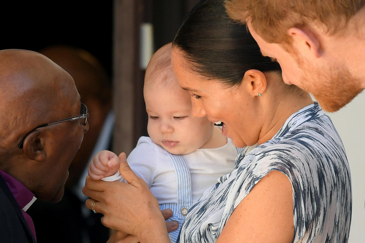 CAPE TOWN, SOUTH AFRICA - SEPTEMBER 25: Prince Harry, Duke of Sussex, Meghan, Duchess of Sussex and their baby son Archie Mountbatten-Windsor meet Archbishop Desmond Tutu at the Desmond & Leah Tutu Legacy Foundation during their royal tour of South Africa on September 25, 2019 in Cape Town, South Africa. (Photo by Toby Melville - Pool/Getty Images)