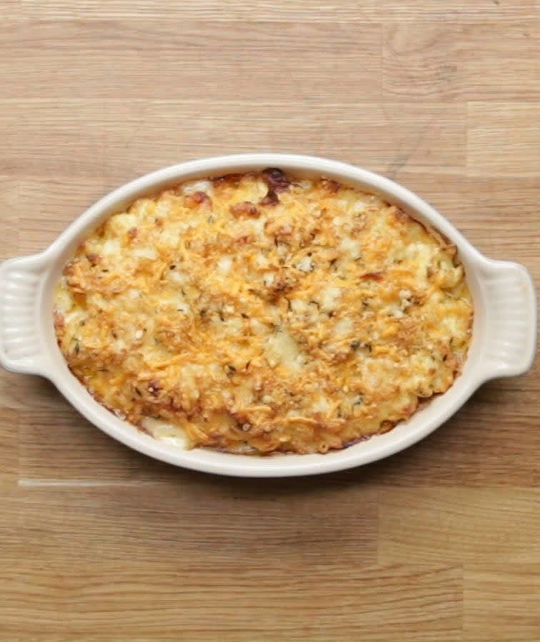 A baking dish of mac 'n' cheese.