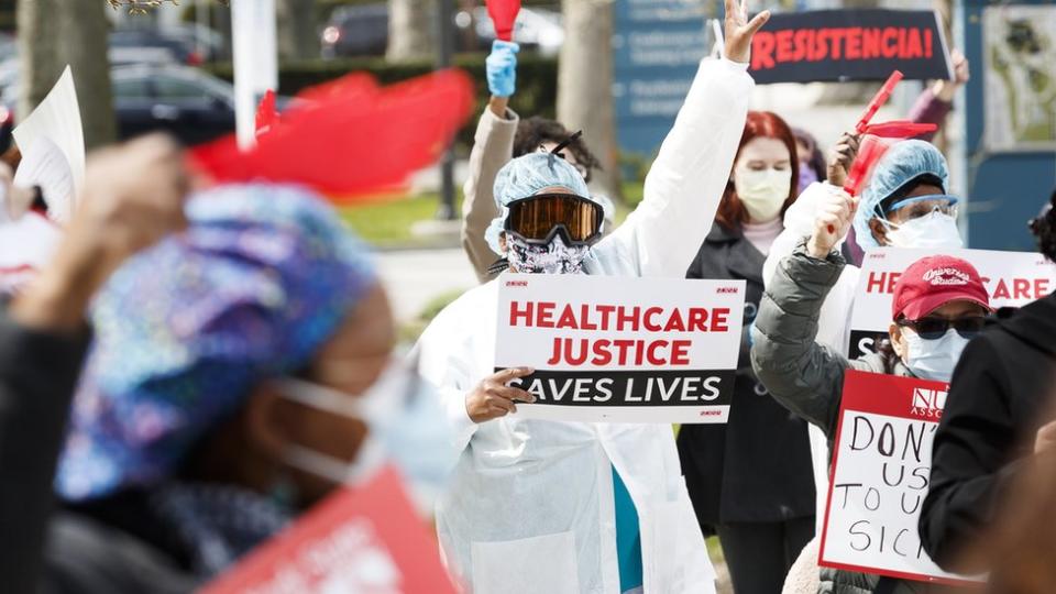 Marcha en Nueva York de personal sanitario