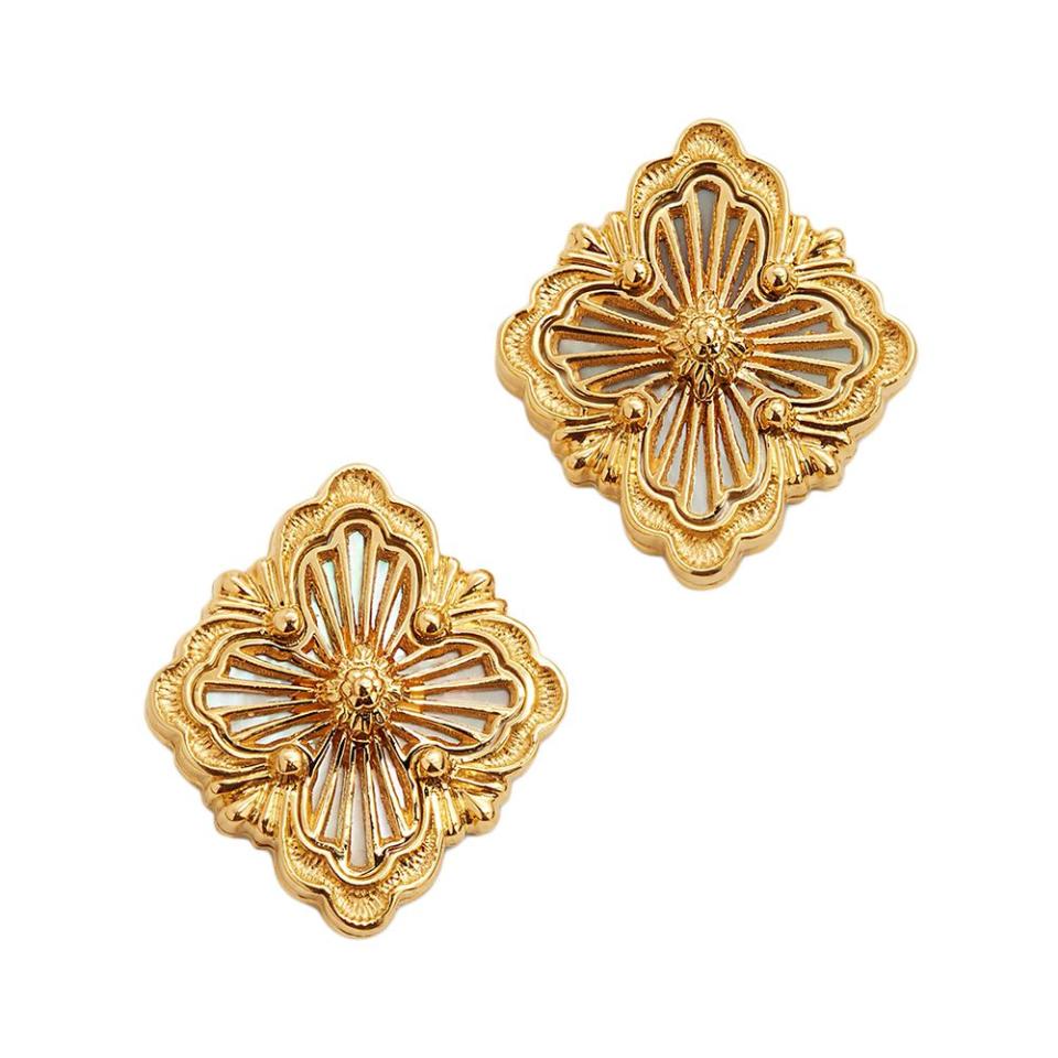 <p><a href="https://go.redirectingat.com?id=74968X1596630&url=https%3A%2F%2Fwww.neimanmarcus.com%2Fp%2Fbuccellati-opera-tulle-small-button-earrings-in-mother-of-pearl-and-18k-yellow-gold-prod270161022&sref=https%3A%2F%2Fwww.elle.com%2Ffashion%2Fshopping%2Fg60388650%2Fbest-gifts-for-pregnant-women%2F" rel="nofollow noopener" target="_blank" data-ylk="slk:Shop Now;elm:context_link;itc:0;sec:content-canvas" class="link ">Shop Now</a></p><p>Opera Tulle Mother of Pearl Earrings</p><p>neimanmarcus.com</p><p>$3200.00</p>