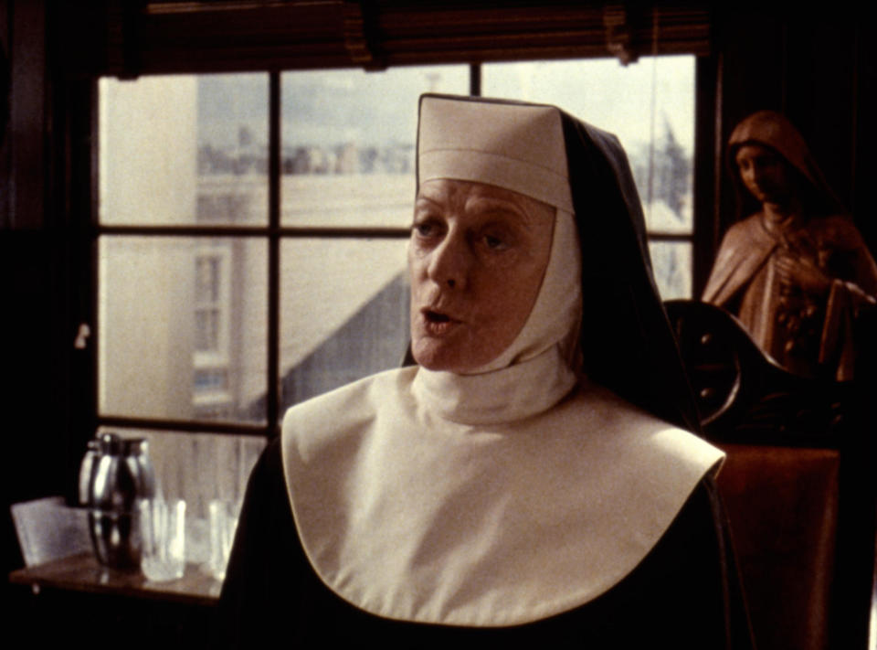 SISTER ACT, Maggie Smith, 1992 (c) Buena Vista Pictures/ Courtesy: Everett Collection.