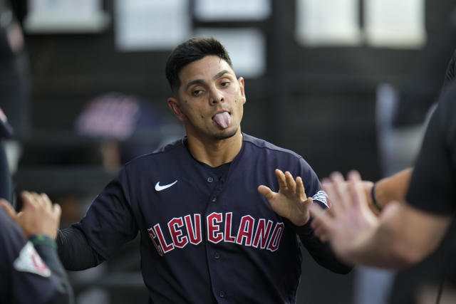 Josh Naylor drives in 3, Tanner Bibee pitches into 7th inning as Guardians  beat White Sox 6-3