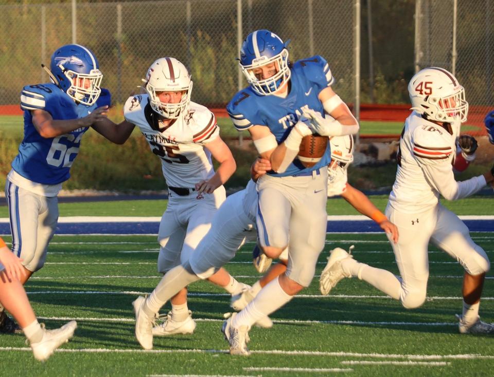 Buckeye Trail's Charlie Parry (7) carries the ball during the football game against Claymont last season. Parry was noted for his linebacker skills, earning third-team All-Ohio.