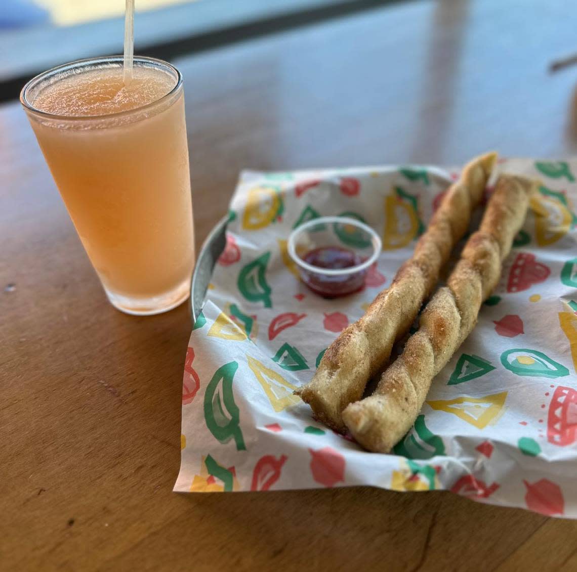 Jonah’s is also offering Italian Churros and a Fruity Margarita Slushy for Taco Week 2024 in Forsyth, Georgia.