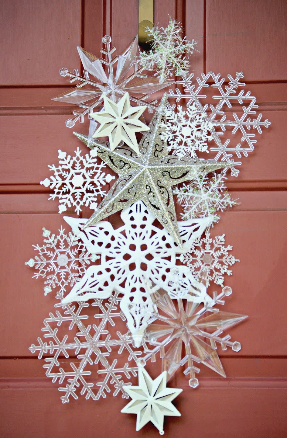 diy christmas door decorations sparkling snowflakes