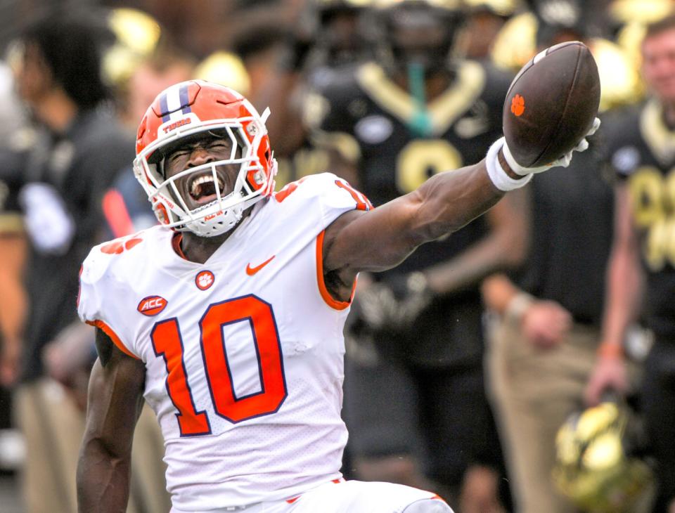 Ncaa Football Clemson At Wake Forest