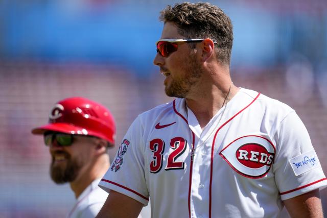 Reds' Hunter Renfroe breaks silence on Cincinnati waiver claim