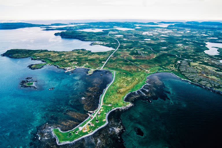 Reconstrucción del asentamiento vikingo de L'Anse aux Meadows, en el nordeste de Canadá; el sitio es Patrimonio de la Humanidad