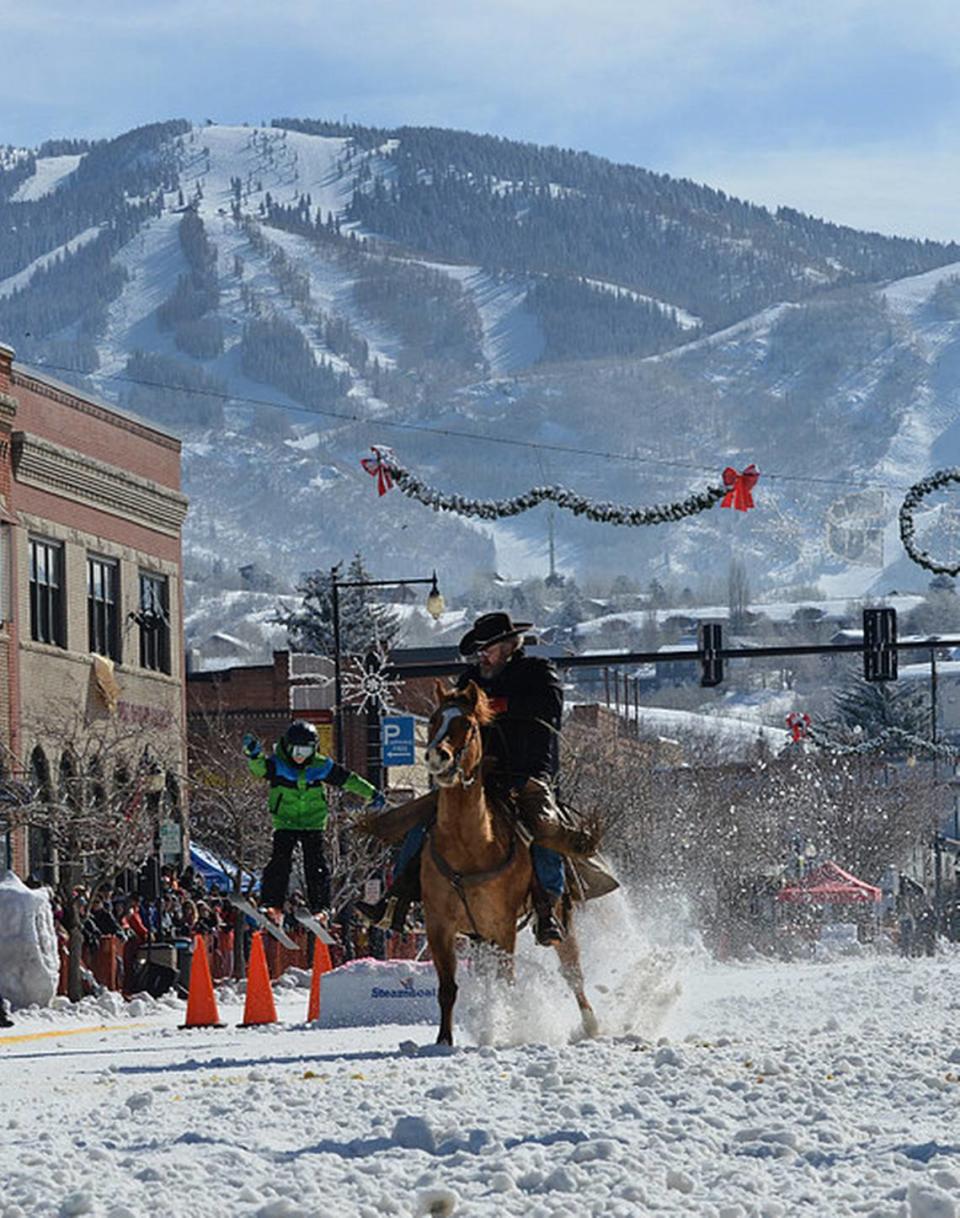 El área de esquiar en el Valle Yampa cuenta con el Carnaval Invernal Steamboat Springs, el carnaval de invierno continuo más antiguo al oeste del Mississippi, que este año celebra su 110ma edición del 8-12 de febrero. 