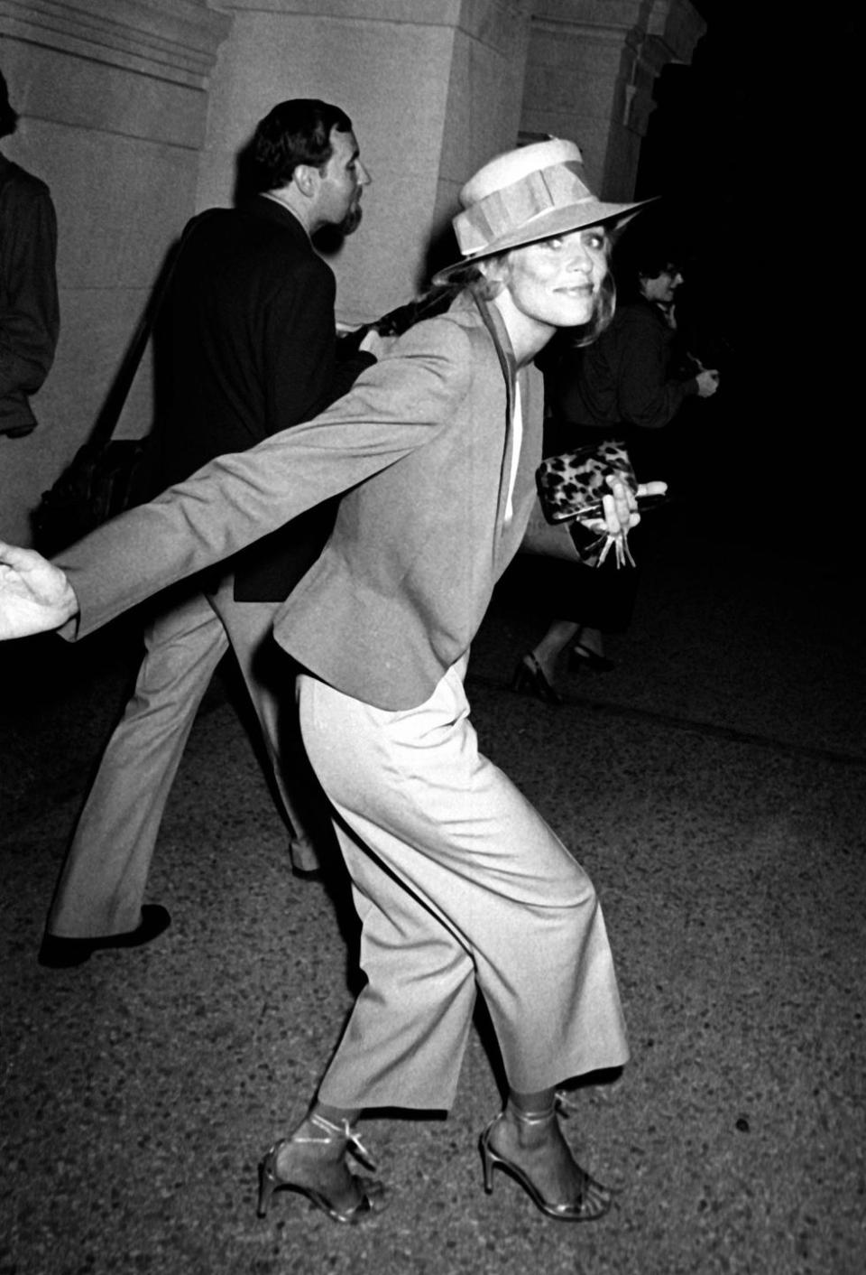 Just 89 Photos of Celebrities Partying in the '70s