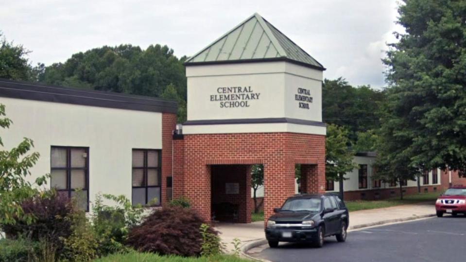 PHOTO: Central Elementary School is shown in Amherst, Va. (Google Maps Street View)