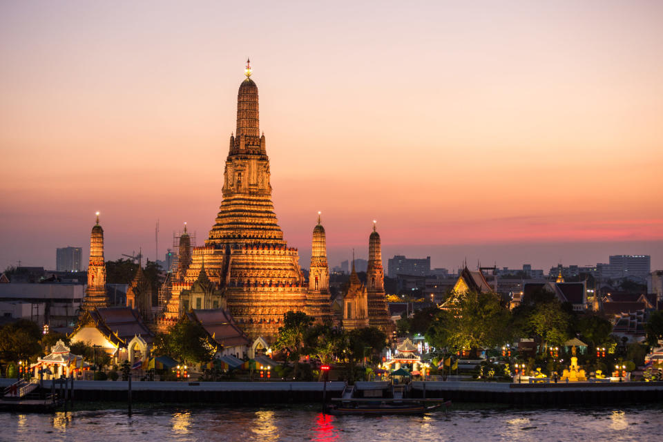 Der Wat Arun Tempel in Bangkok ist eine beliebte Attraktion. (Bild: Getty Images)