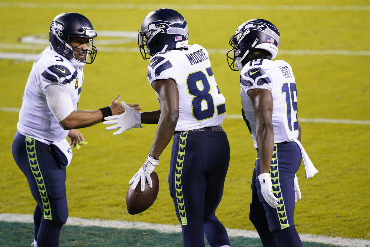 Seahawks Shut Down Bears' Russell Wilson Push