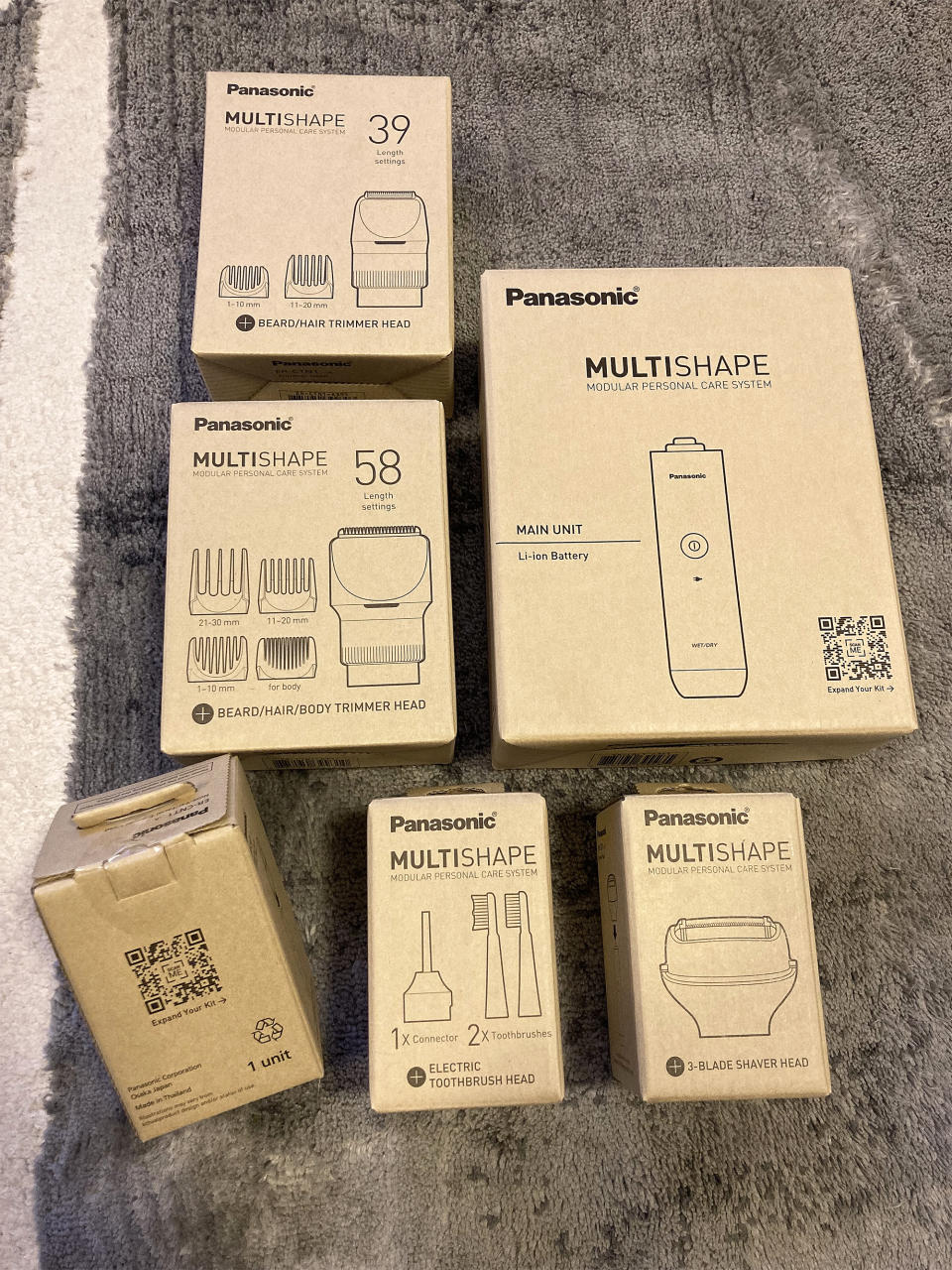 Unboxing the Panasonic Multishape Ultimate All-In-One-Kit.