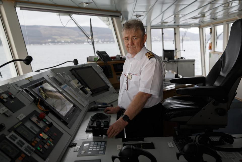 HeraldScotland: The bridge of the CalMac ferry MV Bute on the Wemyss Bay to Rothesay route. Pictured is Captain Calum Bryce...  Photograph by Colin Mearns.2 February 2023.