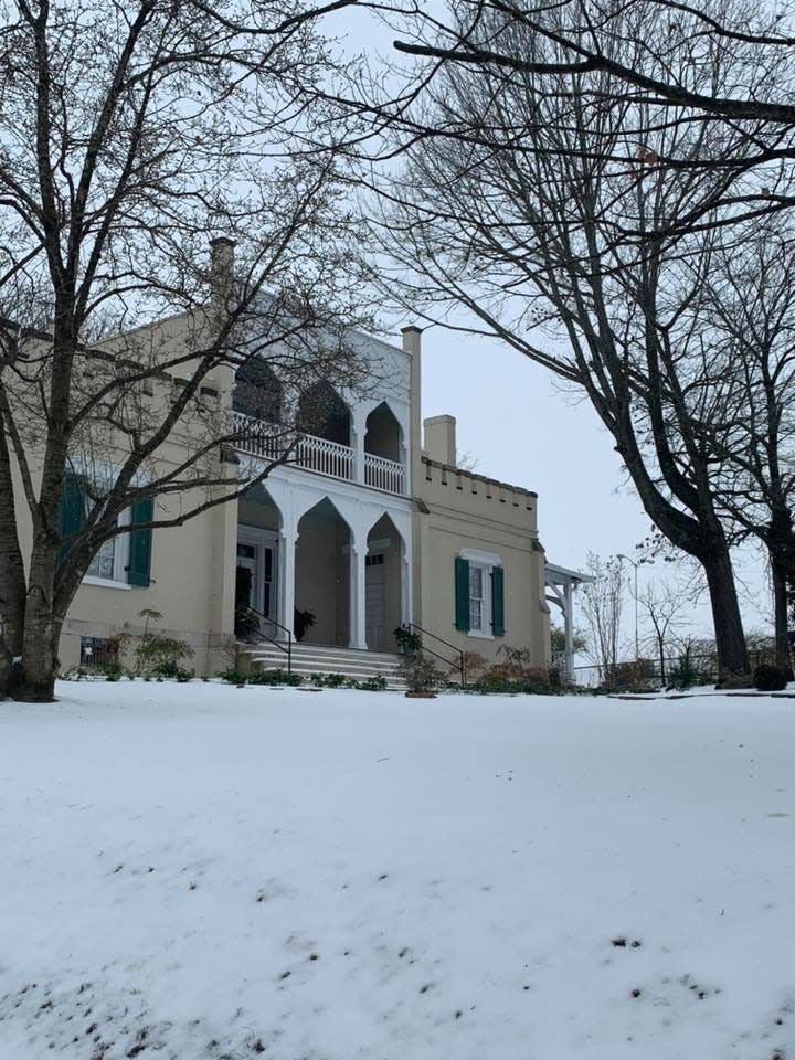 The Athenaeum Rectory is a historic building located in Columbia that features both Gothic and Moorish architectural elements. Completed in 1837, the building originally served as the rectory for the Columbia Female Institute