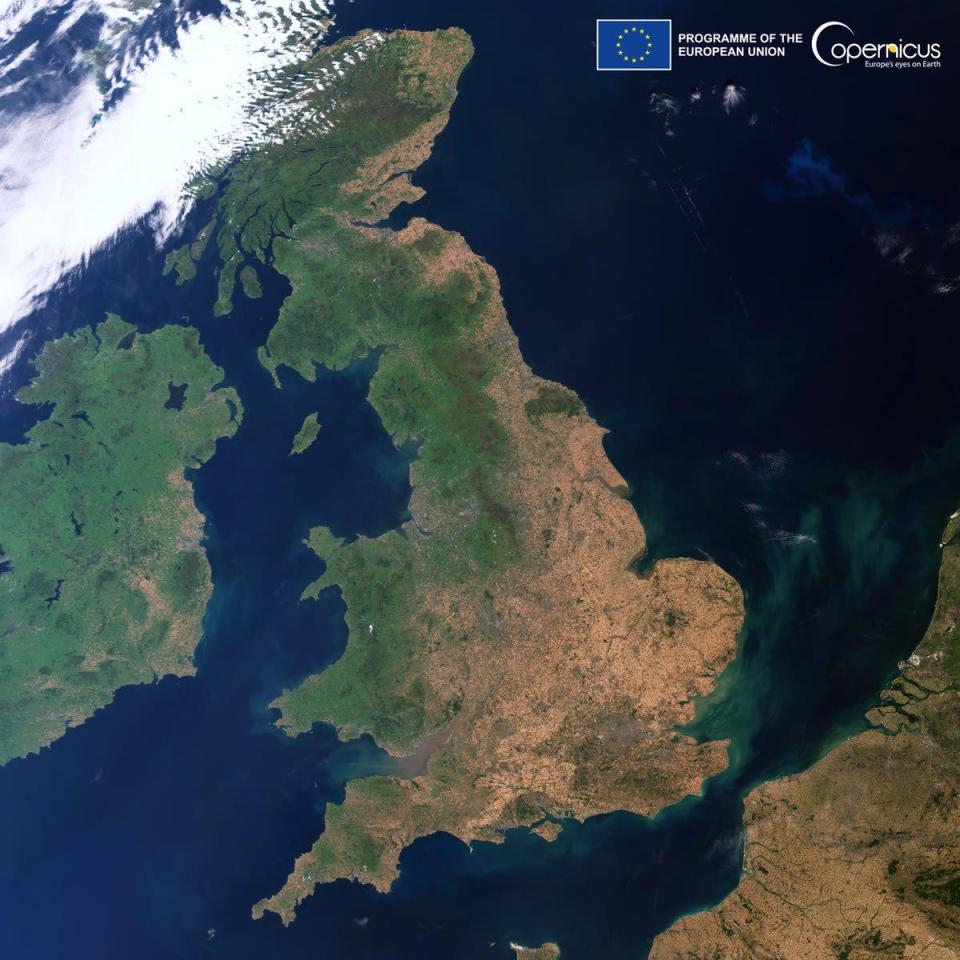 Una imagen satelital muestra los efectos de las condiciones secas en Gran Bretaña.