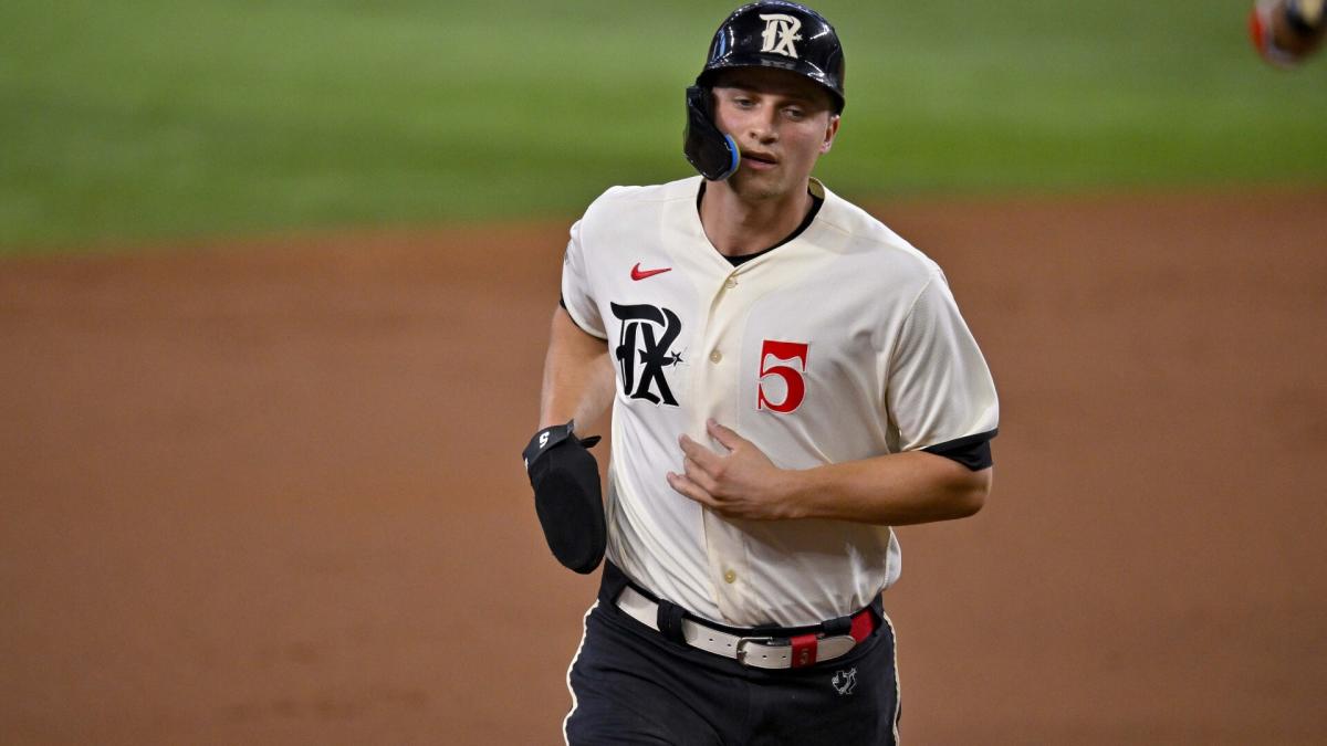 Corey Seager injury: Rangers shortstop lands on IL with left hamstring  strain, will miss at least four weeks 