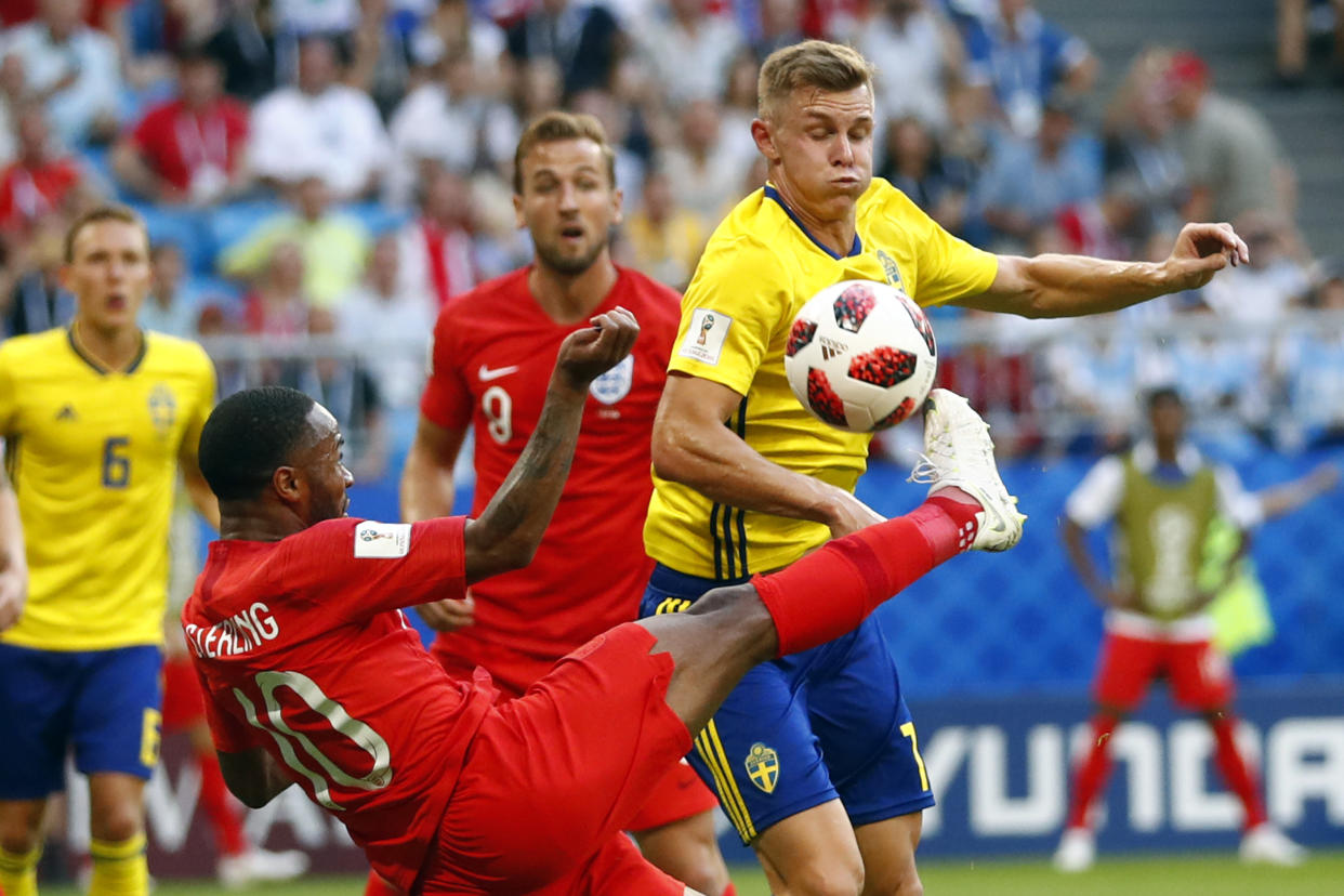 Raheem Sterling en el encuentro entre Inglaterra y Suecia en la fase de Cuartos de Final de Rusia 2018. / Foto: AP