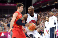 LONDON, ENGLAND - AUGUST 12: Kobe Bryant #10 of the United States takes the ball up against Rudy Fernandez #5 of Spain during the Men's Basketball gold medal game between the United States and Spain on Day 16 of the London 2012 Olympics Games at North Greenwich Arena on August 12, 2012 in London, England. (Photo by Harry How/Getty Images)