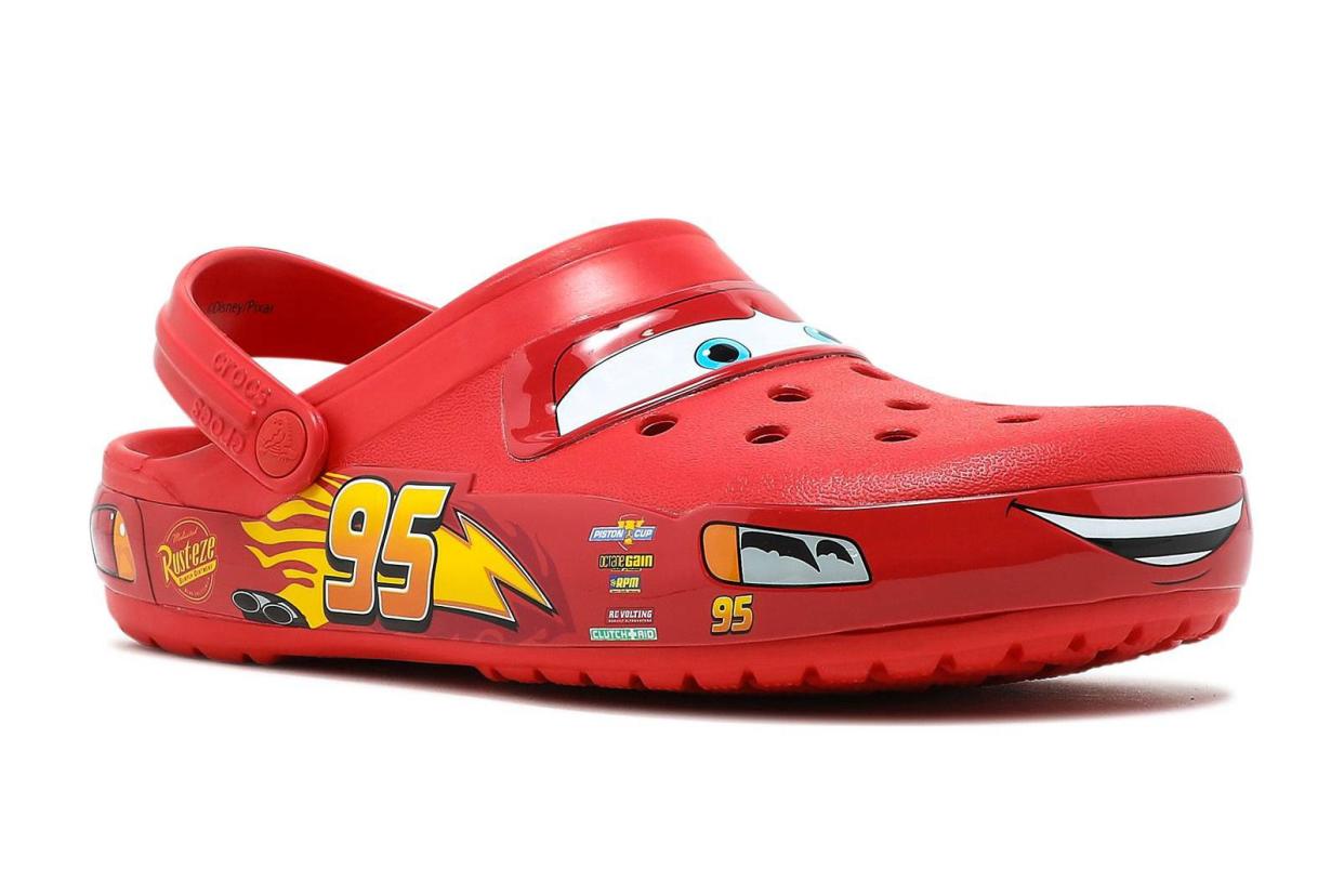 Lightning McQueen Crocs, 2019