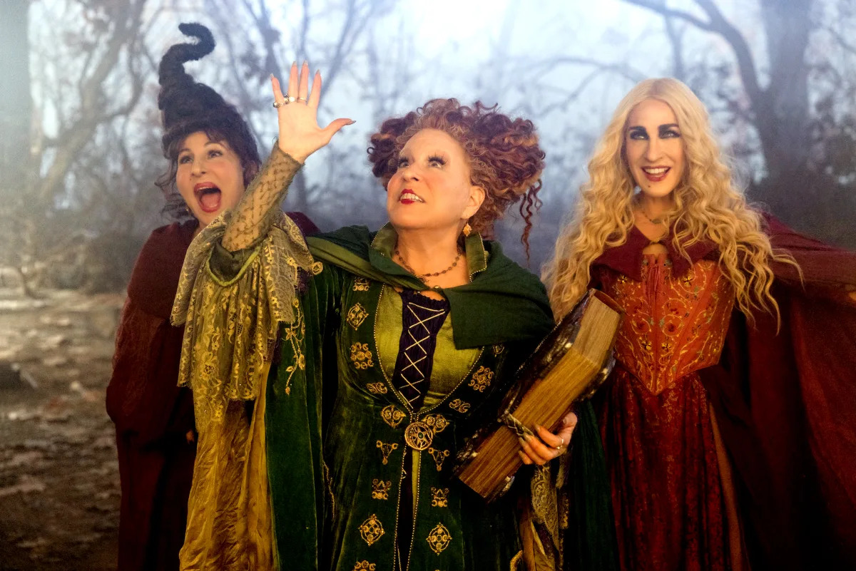 A Texas Mom Warns 'Hocus Pocus 2' Will 'Unleash Hell On Kids'