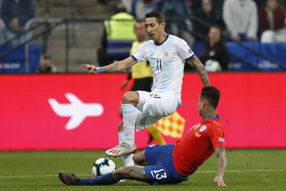 Una fecha..., ¿un final? El 6 de julio de 2019, en San Pablo, en el partido por el tercer puesto de la Copa América, ante Chile, Di María jugó el que hasta aquí fue su último encuentro en la selección argentina; Scaloni lo puso en los 25 minutos finales y "Fideo" se destacó