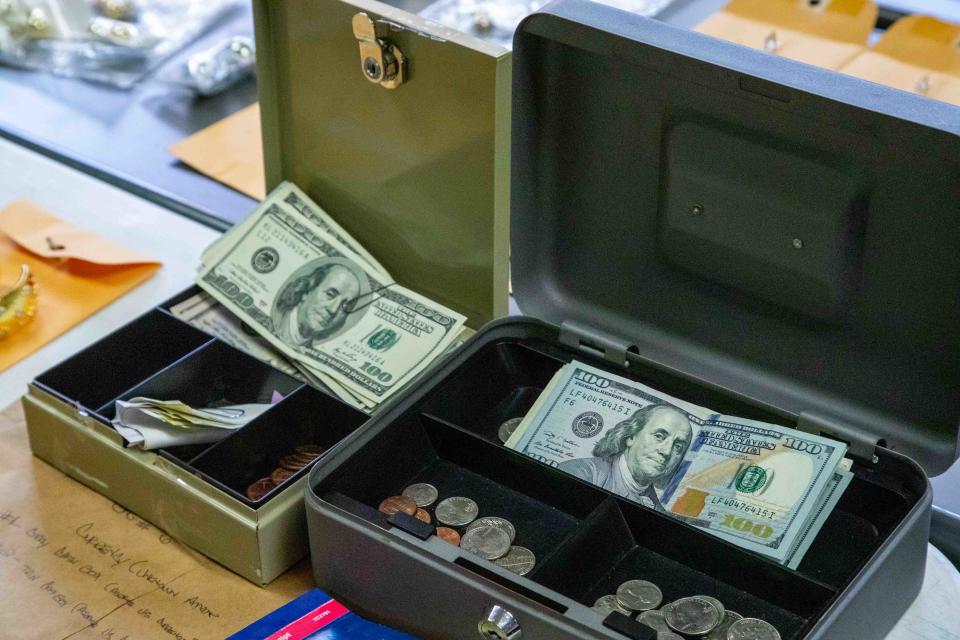 Palm Beach Police seized more than $4,000 in cash as part of its investigation into Blesk, a jewelry store with locations on Worth Avenue and South County Road. Police also seized more than 800 counterfeit jewelry and clothing items worth more than $2 million from Chanel, Pucci, Van Cleef & Arpels, Tiffany, Rolex, Versace and Bottega Veneta.