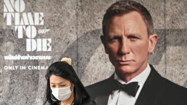 james bond no time to die coronavirus mask