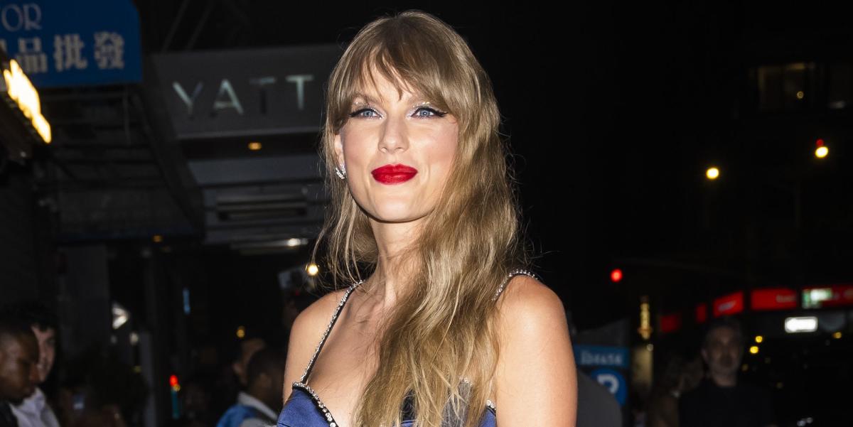 Taylor Swift Gave Bejeweled Energy Out With Her Girl Squad After Joe Alwyn Split 