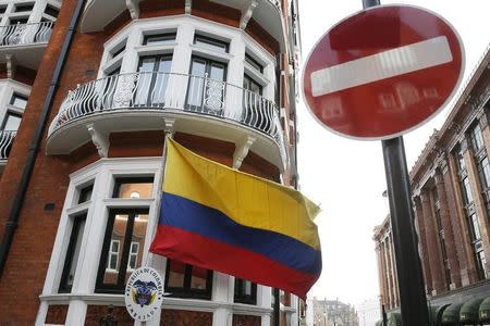 A flag is seen outside the Ecuador embassy in London March 13, 2015. REUTERS/Stefan Wermuth