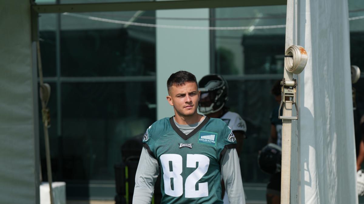 Philadelphia Eagles WR Devon Allen Has Decision to Make: Track or Football?  - Sports Illustrated Philadelphia Eagles News, Analysis and More