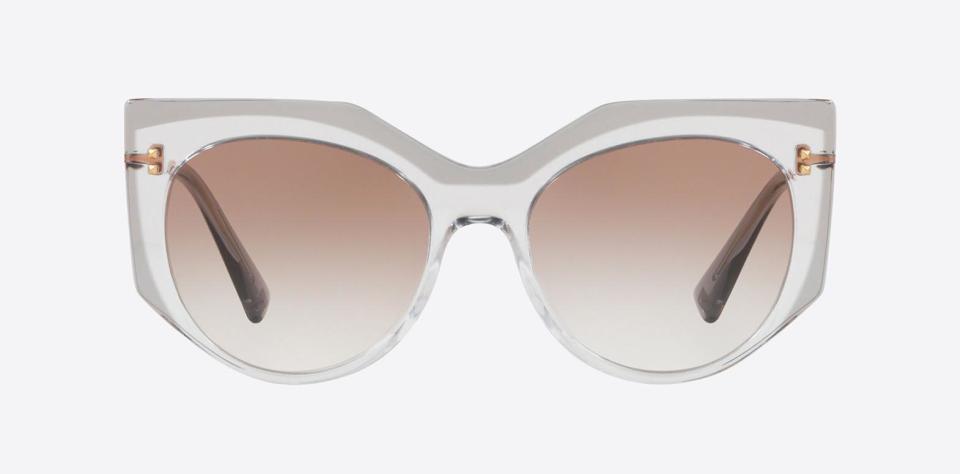 Sonnenbrille in geometrischer Cat-Eye-Form aus Acetat von Valentino, Preis: um 270 Euro (Bild: valentino.com)